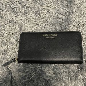 Kate spade zip around wallet